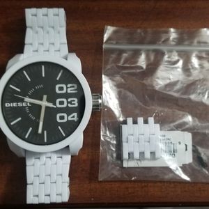 DIESEL MR DADDY WATCH (WHITE)